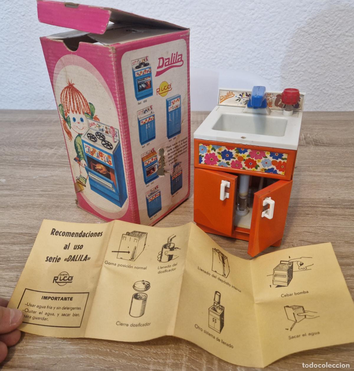 Juguetes antiguos Rico: fregadero casa mu&ntilde;ecas Rico hojalata Dalila fregadero cocina en caja juguete a&ntilde;os 70