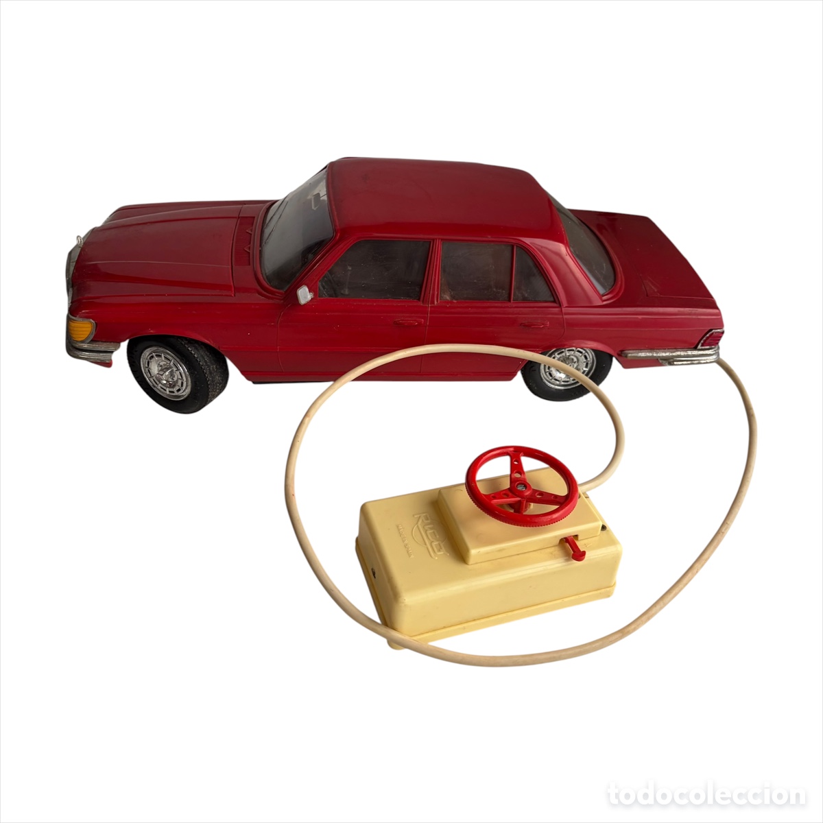 Juguetes antiguos Rico: coche cabledirigido rico mercedes 450 se diplomatico rojo