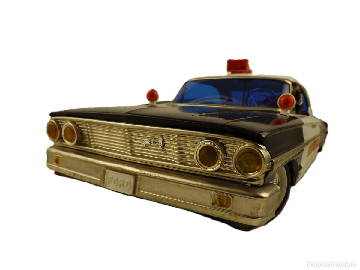 Juguetes antiguos Rico: Ford Galaxie de Rico. Cabledirigido