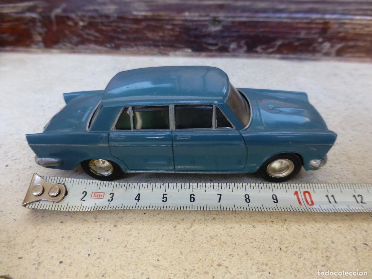 Juguetes antiguos Rico: Coche Seat 1400 C Rico RF.706 con caja original