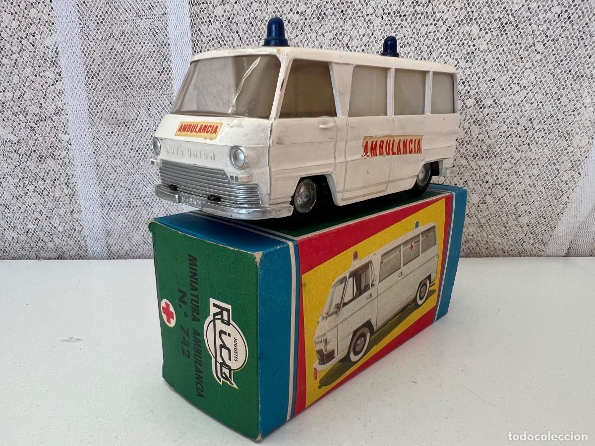 Brinquedos antigos Rico: RICO FURGONETA DKW F-1000 AMBULANCIA MINIATURAS RICO