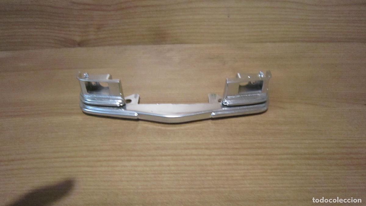 Juguetes antiguos Rico: PARACHOQUES DELANTERO MERCCEDES RICO ESC.1/12 EN MUY BUEN ESTADO