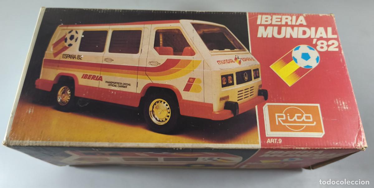Brinquedos antigos Rico: FURGONETA RICO EBRO IBERIA MUNDIAL 82, REF 9, FUNCIONA, EN CAJA. CC