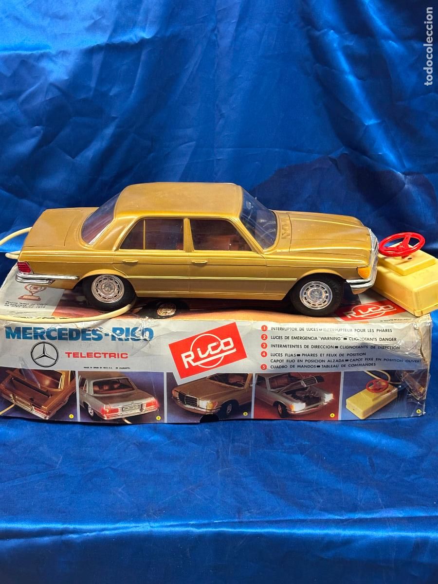 Juguetes antiguos Rico: coche cabledirigido de la marca e Rico, Mercedes-Benz 450 SE diplomatico funcionando en caja