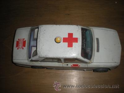 Juguetes antiguos Rom&aacute;n: COCHE CRUZ ROJA - Foto 3