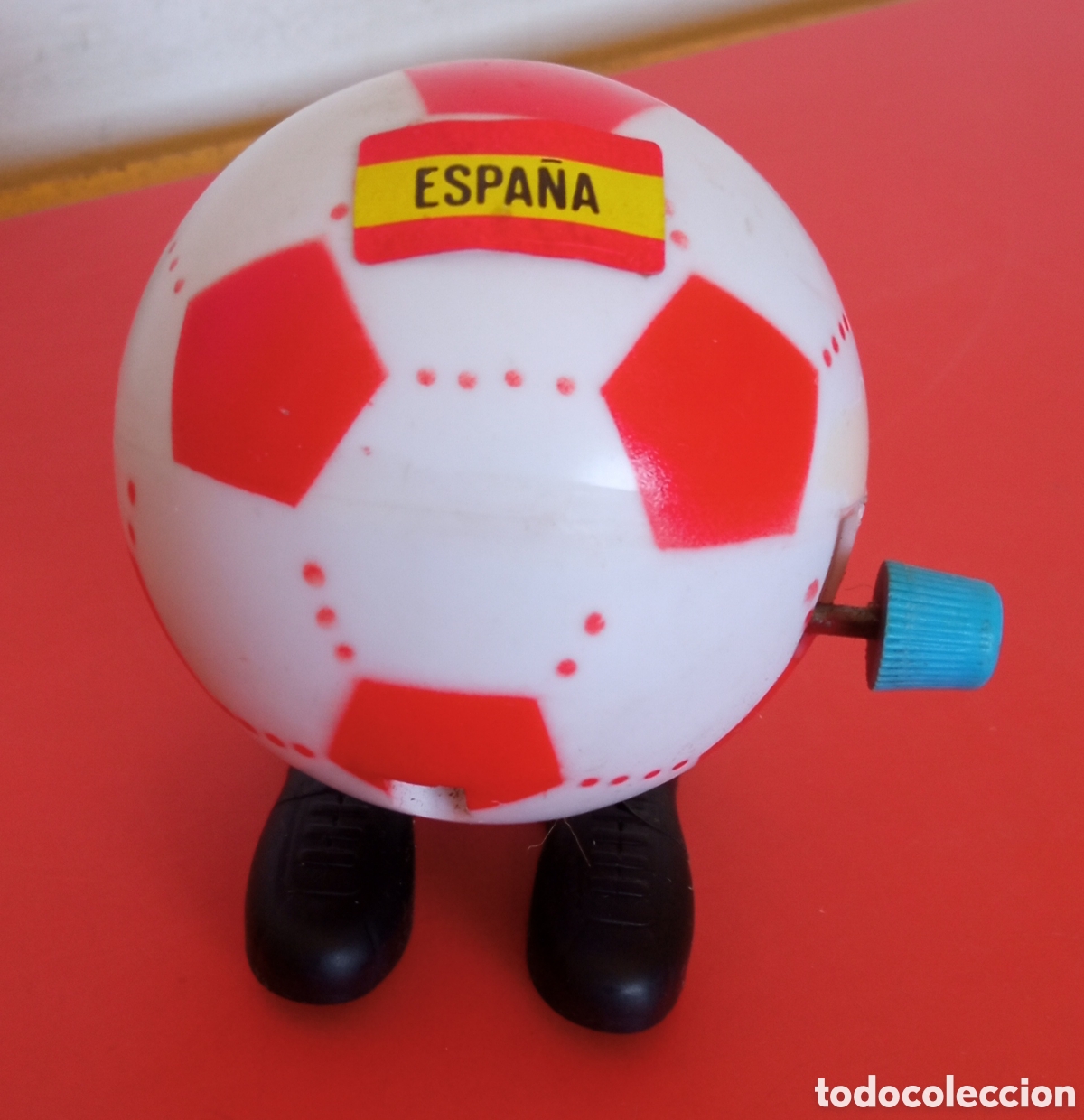 Juguetes antiguos Rom&aacute;n: BAL&Oacute;N F&Uacute;TBOL ANDAR&Iacute;N MUNDIAL 82 A CUERDA RESORTE ROM&Aacute;N.NUEVO.
