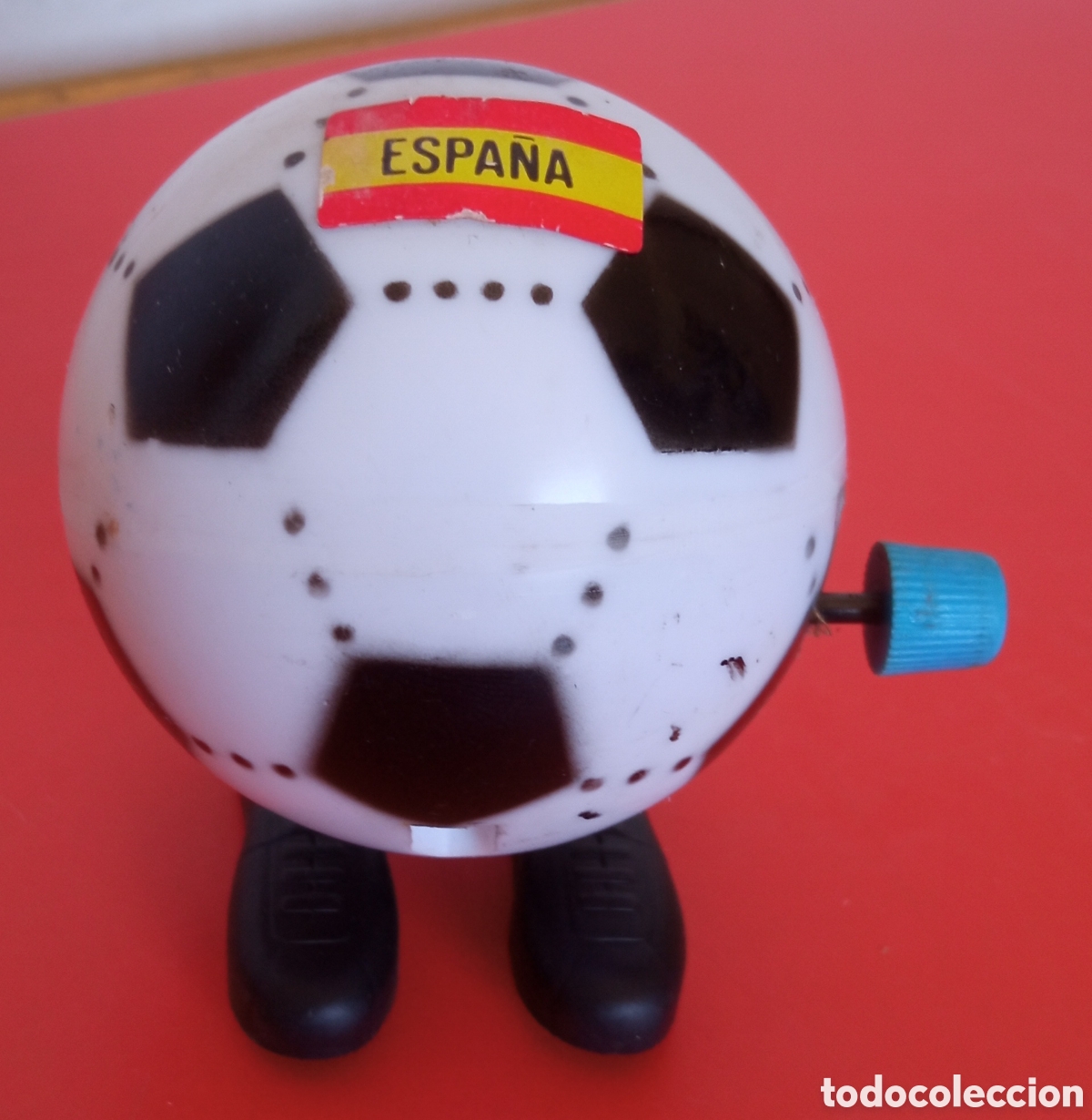 Juguetes antiguos Rom&aacute;n: BAL&Oacute;N F&Uacute;TBOL ANDAR&Iacute;N MUNDIAL 82 A CUERDA RESORTE ROM&Aacute;N.NUEVO.