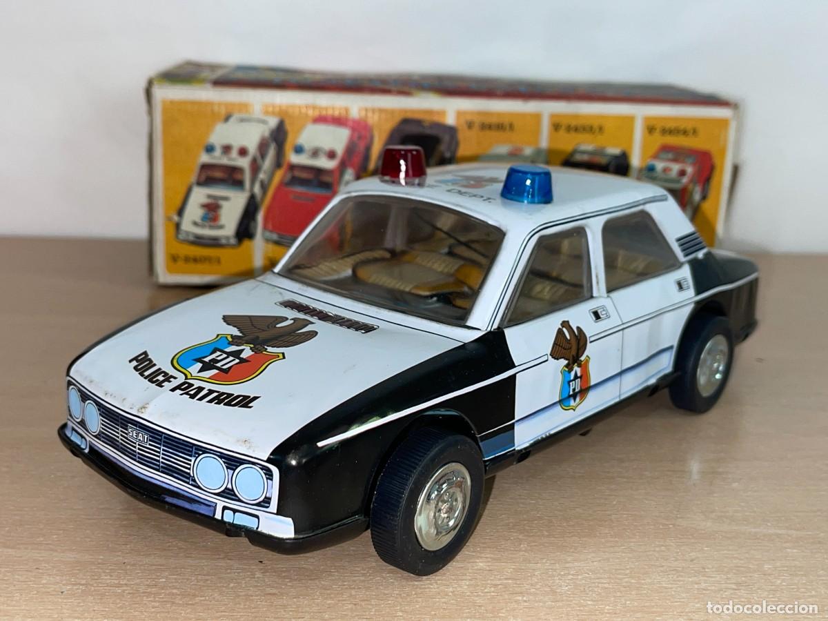 Juguetes antiguos Rom&aacute;n: Juguetes Rom&aacute;n SEAT 132 L 1800 Police Patrol Salva-Obst&aacute;culos el&eacute;ctrico a&ntilde;os 70 Made in Spain