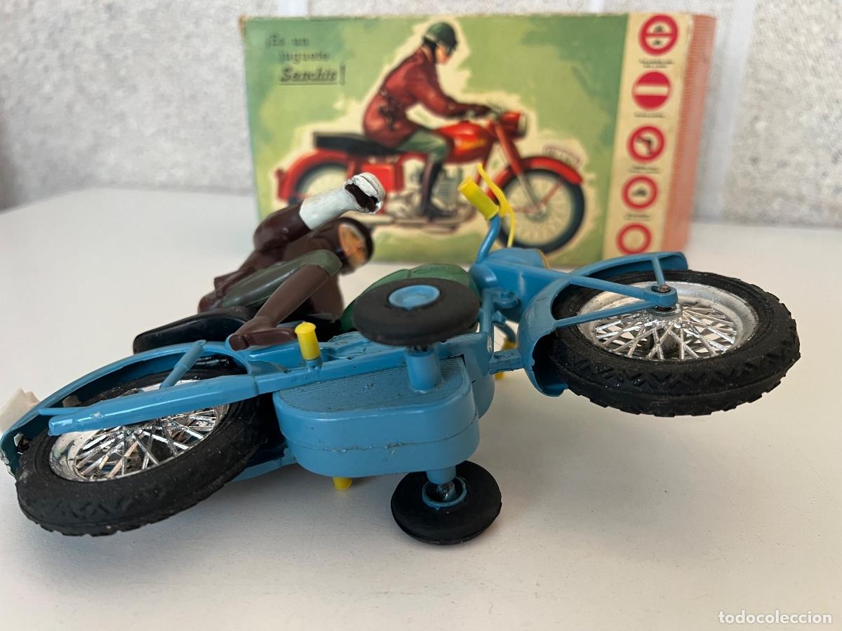 Juguetes antiguos Sanch&iacute;s: MOTO SANCHIS NUM 142 - Foto 7
