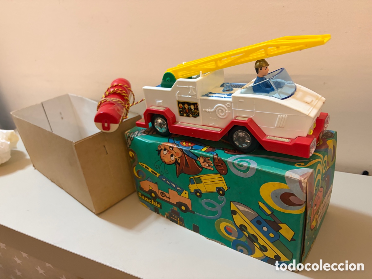 Juguetes antiguos Sanch&iacute;s: Sanchis soutra MINI CAMION BOMBEROS SANCHIS REF 244