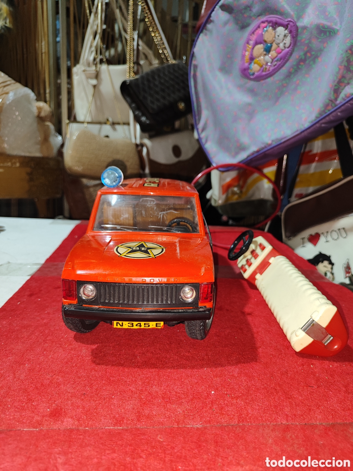 Juguetes antiguos Sanch&iacute;s: Coche cable dirigido LAND ROVER BRIGADA ESPECIAL DE SANCHIS LEER DESCRIPCI&Oacute;N