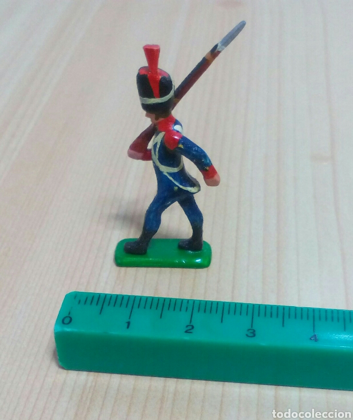 Old Toys: SOLDADO DE PLOMO. TROPAS NAPOLE&Oacute;NICAS. CARABINERO. INFANTER&Iacute;A LIGERA.