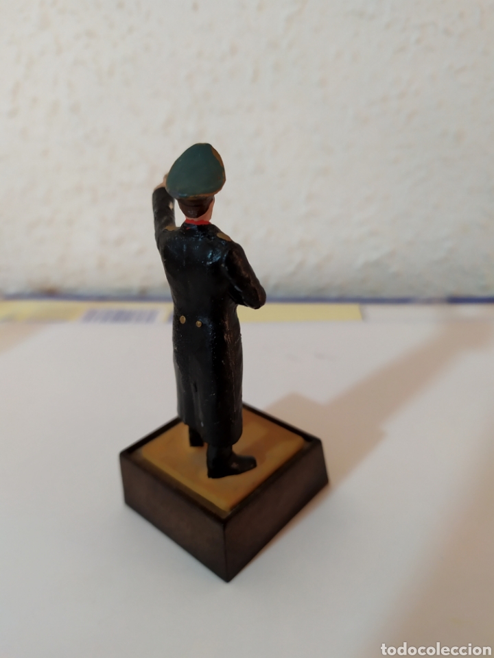 PLOMB MARQUE SOLDAT ALLEMAND AU DEFILE LOT 1