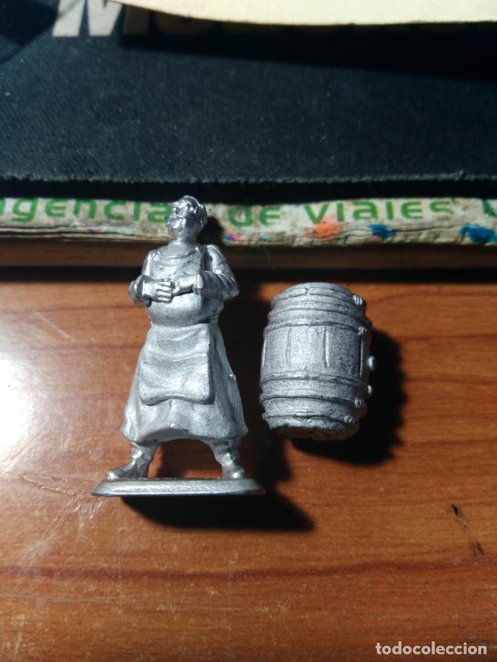 Jogos Antigos: LEGIO VII - MESONERO Y BARRIL  28MM