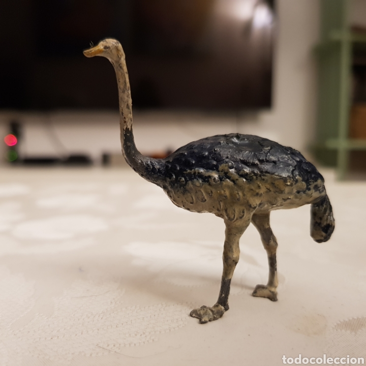 Juguetes Antiguos: Avestruz de plomo a&ntilde;os 40. 6x5cm