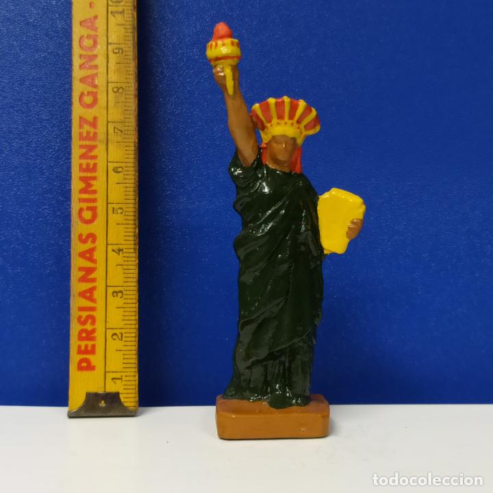 Jeux Anciens: MINIATURA DE PLOMO - ESTATUA DE LA LIBERTAD - 1986 (HDCO)