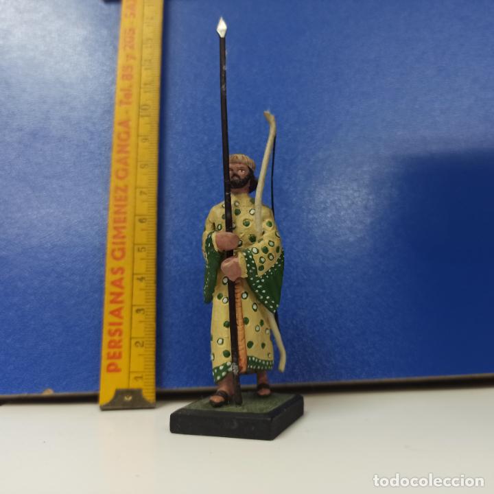 Jeux Anciens: SOLDADO MINIATURA DE PLOMO - GUERRERO ARQUERO ORIENTAL