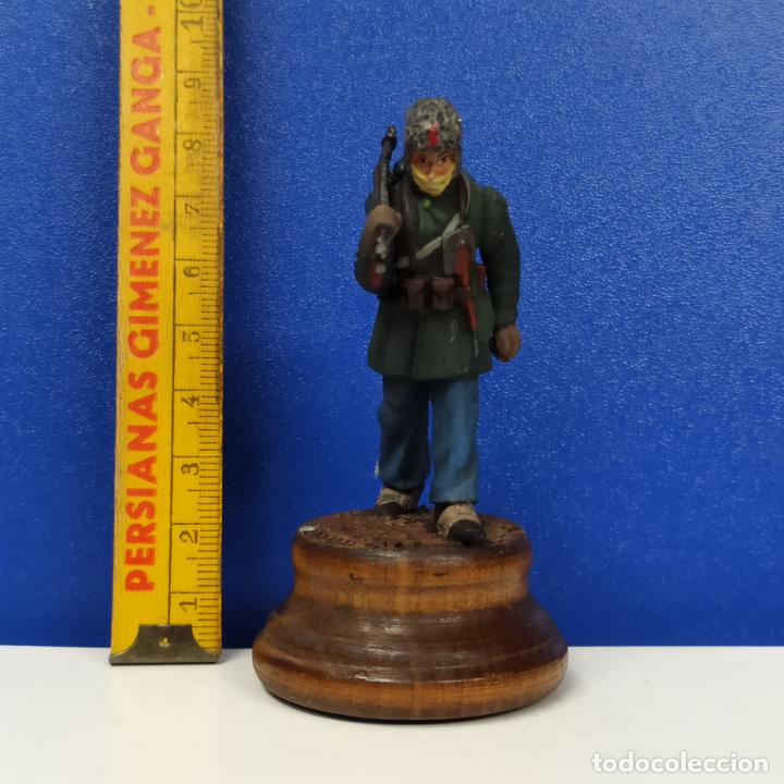 Jogos Antigos: SOLDADITO MINIATURA DE PLOMO - RUSO