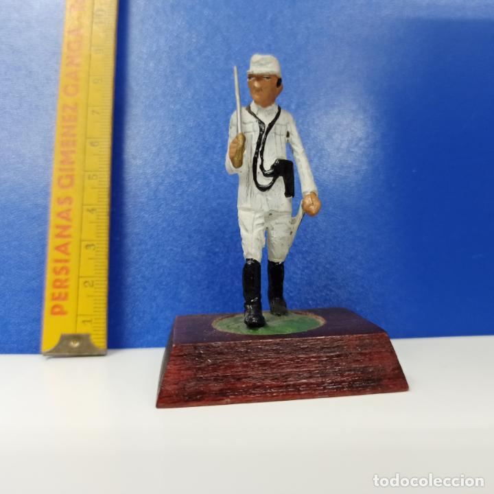 Jogos Antigos: SOLDADITO MINIATURA DE PLOMO - SOLDADO TRAJE BLANCO - MADE IN SPAIN