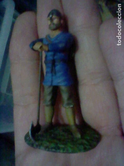 Giochi Antichi: SOLDADO PLOMO MEDIEVAL HACHA TIPO VIKINGO 6 CMS ALTO JVGADO LEER PINTADO MANO PERDIDAS PINTVRA