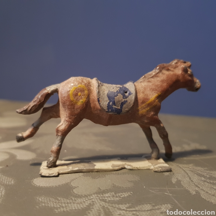 Juguetes antiguos: Caballo plomo indios. - Foto 2