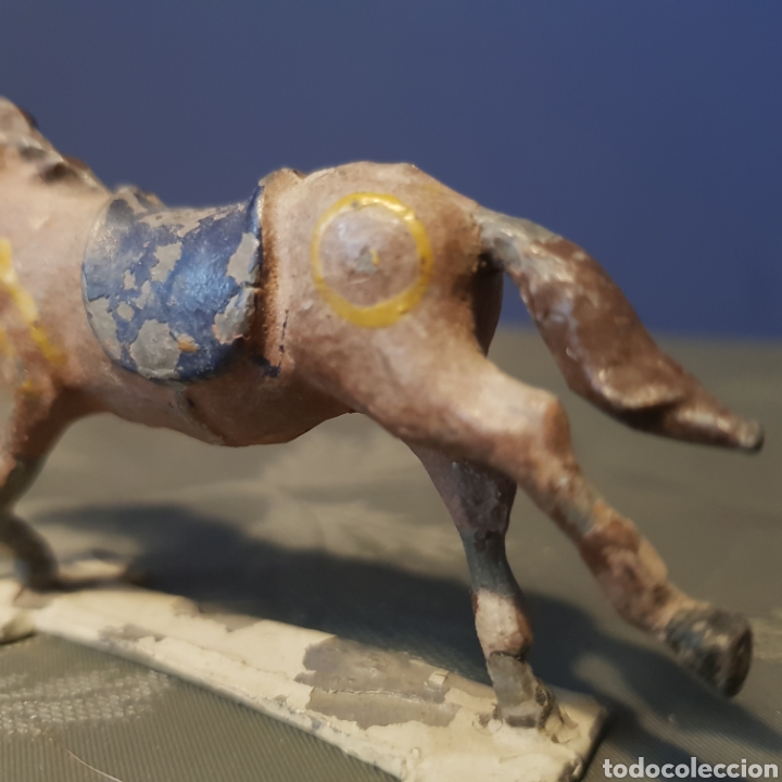 Juguetes antiguos: Caballo plomo indios. - Foto 5