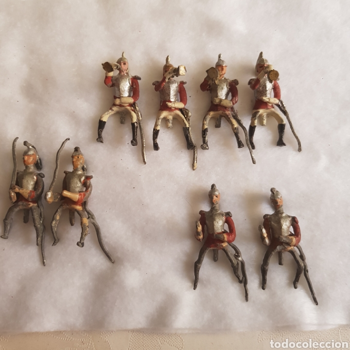Jogos Antigos: 8 jinetes de plomo armadura. Ver descripcion.