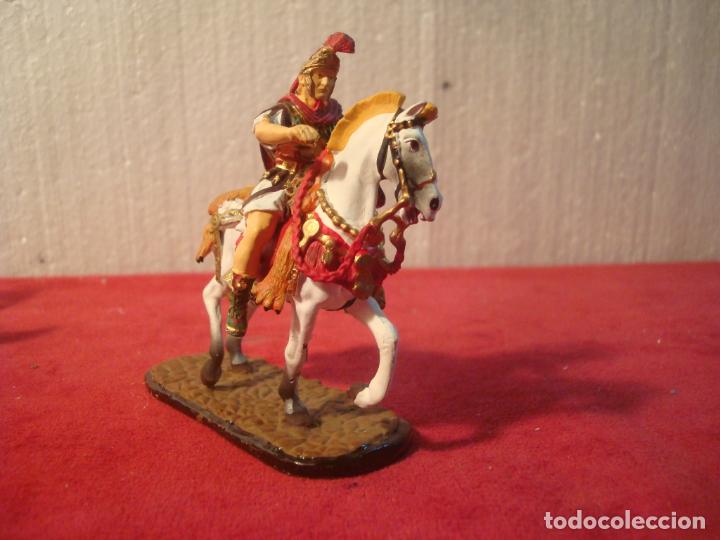 Jeux Anciens: SOLDADOS DE PLOMO DE LA ANTIGUA ROMA CENTURION A CABALLO 8 X 9 CM