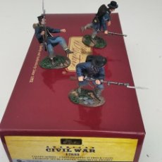 Juguetes Antiguos: W. BRITAIN ACW AMERICAN CIVIL WAR 17833 VALLEY SERIES UNION INFANTRY IN FROCK COATS CHARGING SET Nº2. Lote 351336744