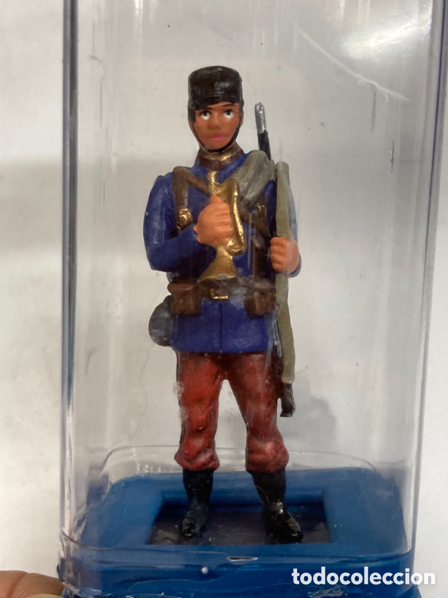 Altes Spielzeug: Soldadito de plomo en cajita