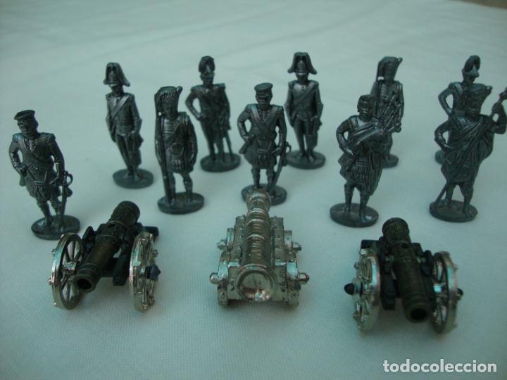 Altes Spielzeug: soldaditos de plomo