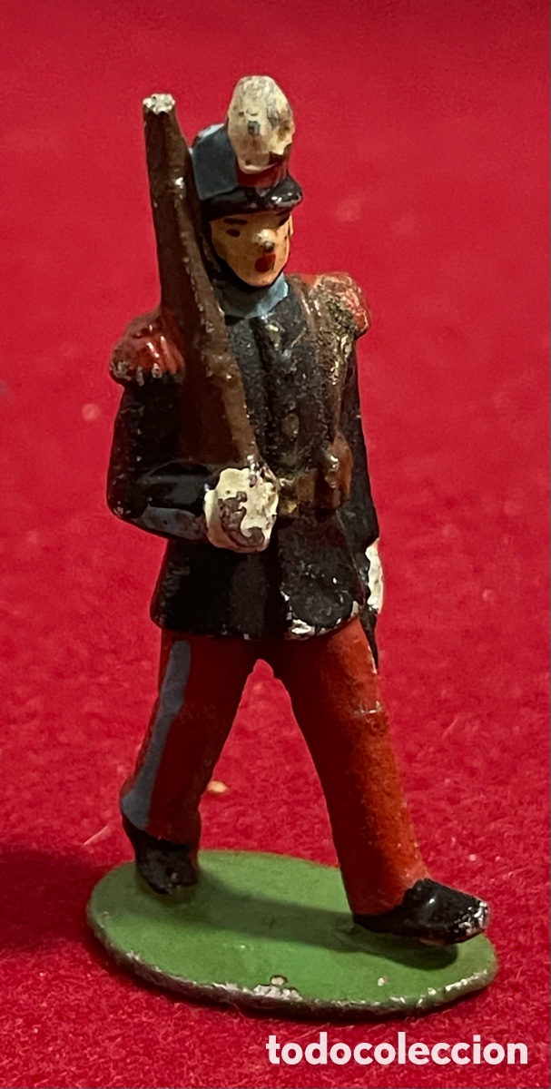 Giochi Antichi: Antiguo soldado de plomo, pintado.