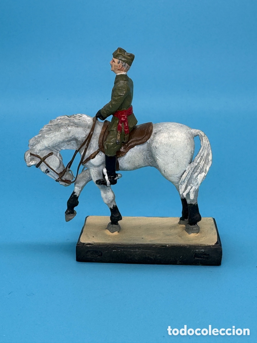 Juguetes antiguos: General Franco a caballo. Figura de plomo. ALYMER