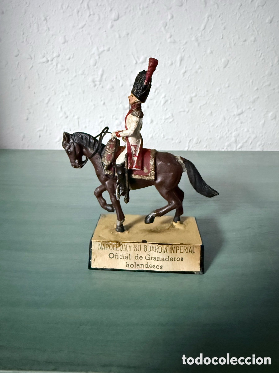 Altes Spielzeug: Soldado a caballo Jos&eacute; Almirall 54MM