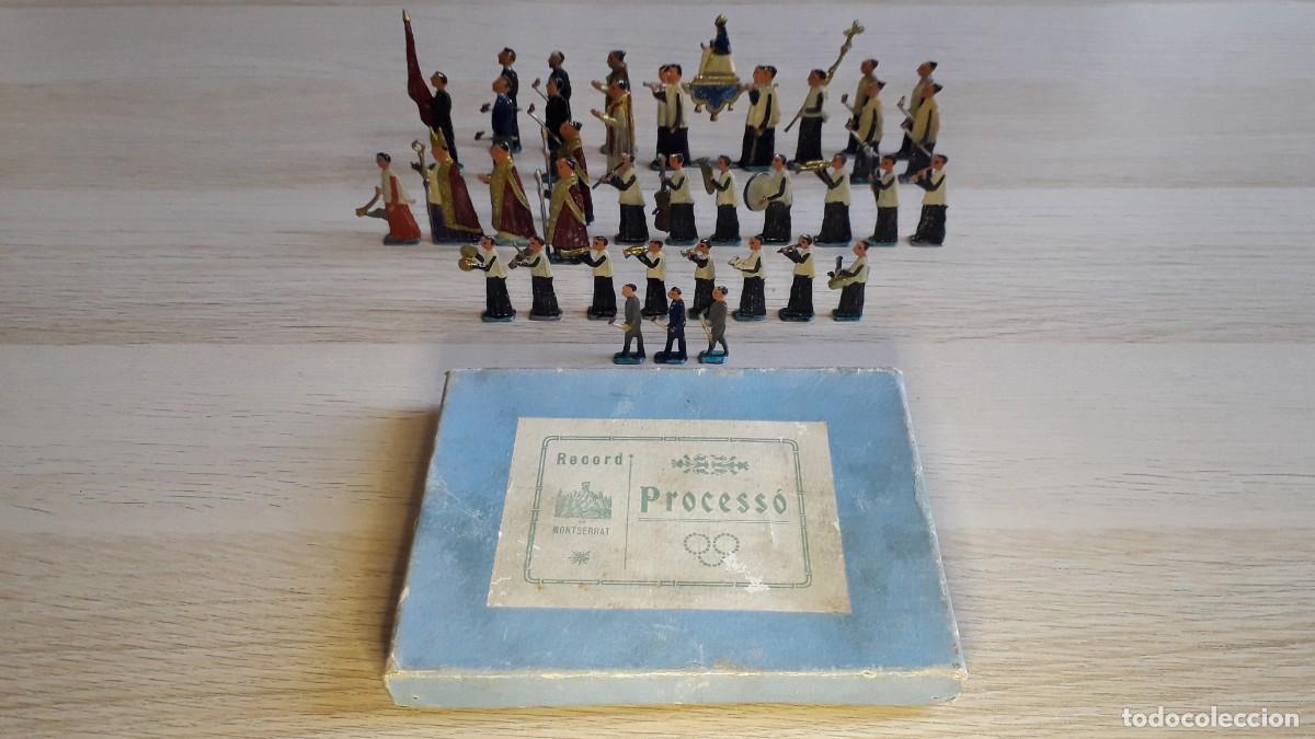 Juguetes Antiguos: Procesi&oacute;n Process&oacute; Corpus Record Montserrat, 36 figuras planas en plomo, Ortelli, ppio S.XX. Caja