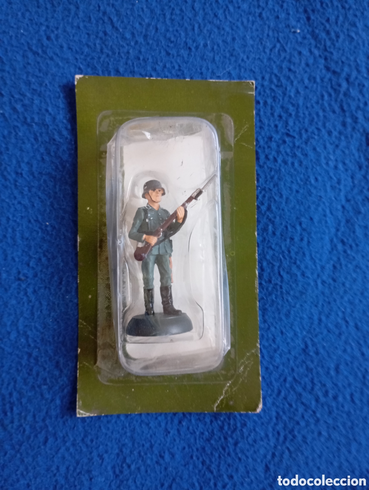 Juguetes Antiguos: SOLDADO DE PLOMO EN BLISTER - RBA