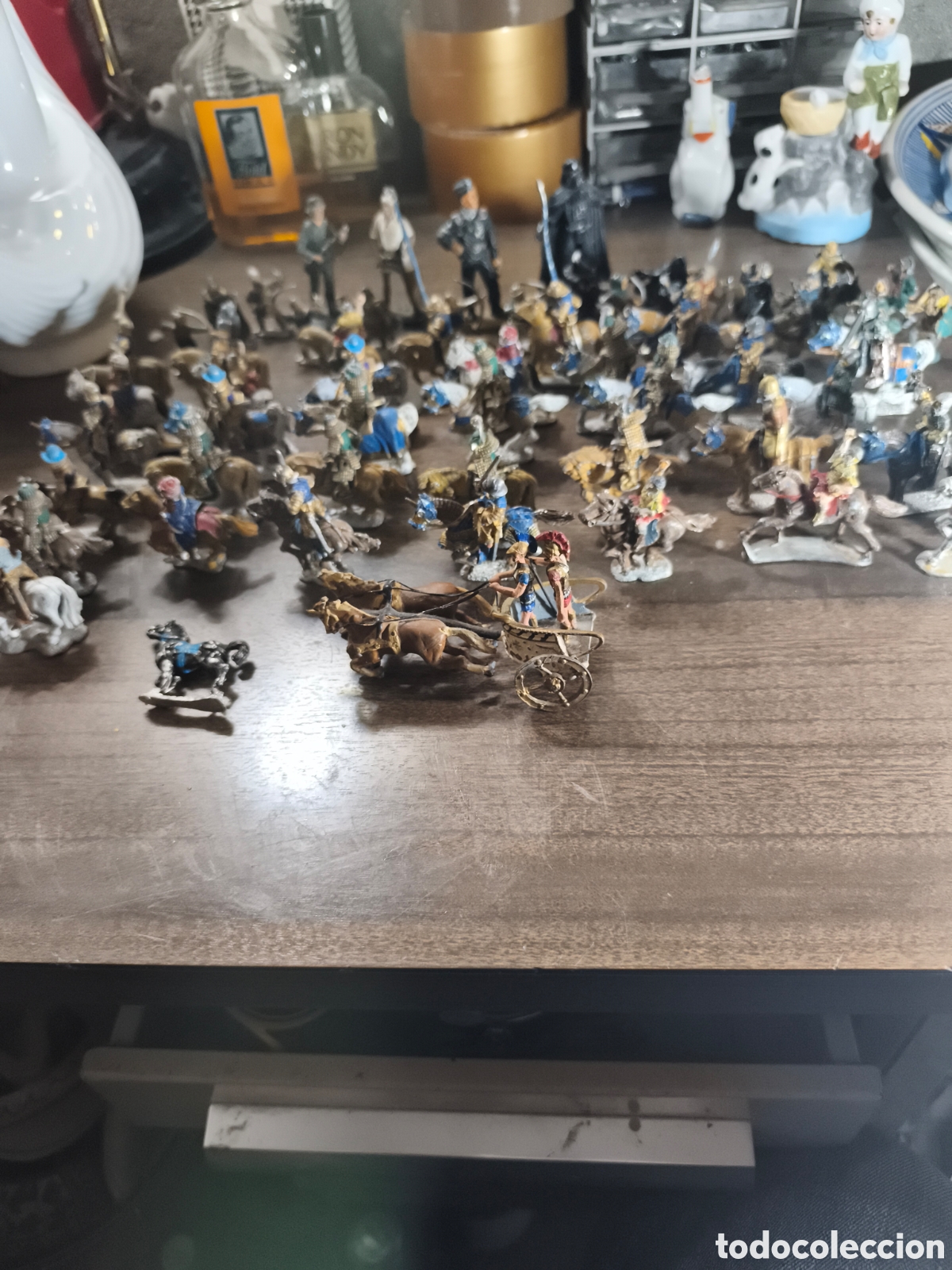 Juguetes Antiguos: Lotazo de soldados de plomo, acaballo a pie etc