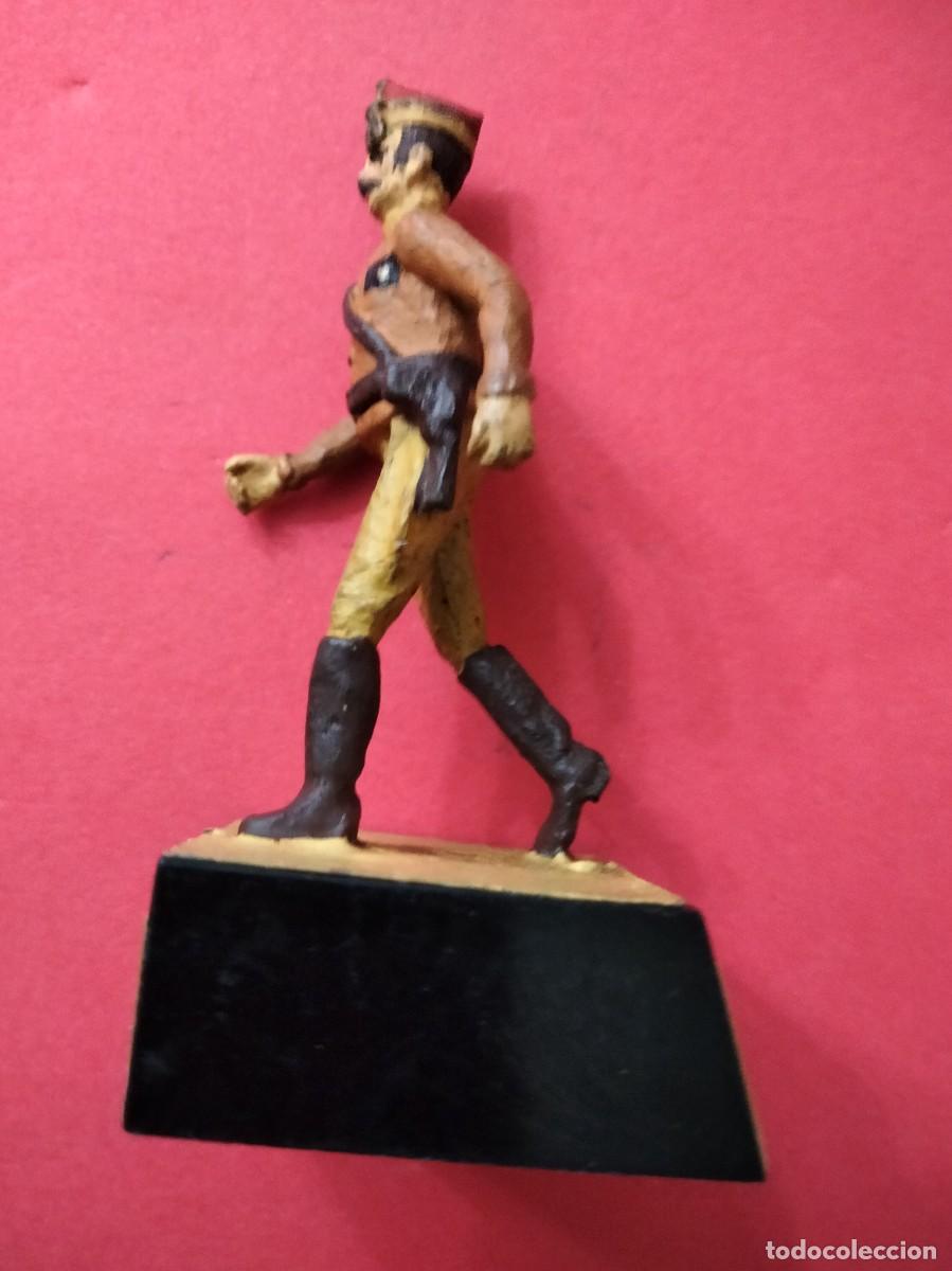 SOLDAT DE PLOMB DU 1ER EMPIRE SAPEUR DU GENIE (Marque ALMIRALL