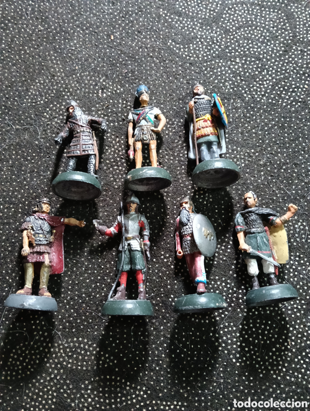 Juguetes Antiguos: Lote de 7 soldaditos antiguos de plomo (les faltan lanzas, etc.) pintados a mano