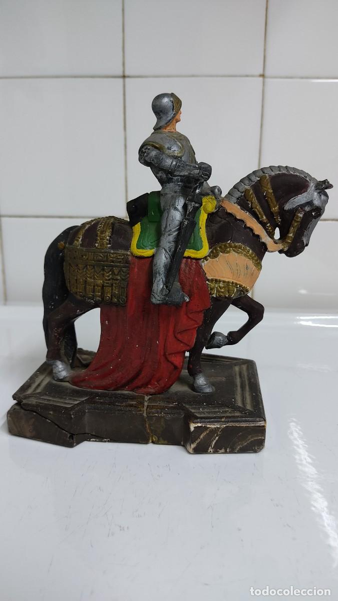 Jogos Antigos: Figura soldado medieval con caballo plomo