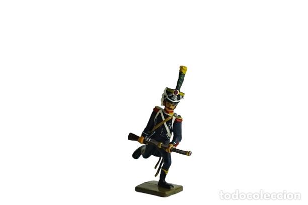 Juguetes Antiguos: Figura Infante de l&iacute;nea en carrera de asalto