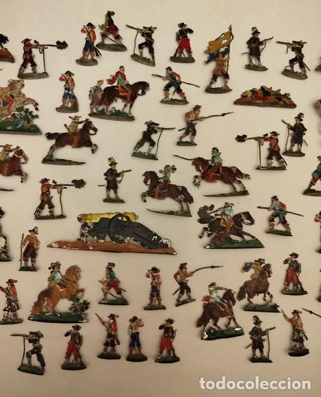 Juguetes Antiguos: Coleccion de soldados de plomo antiguos