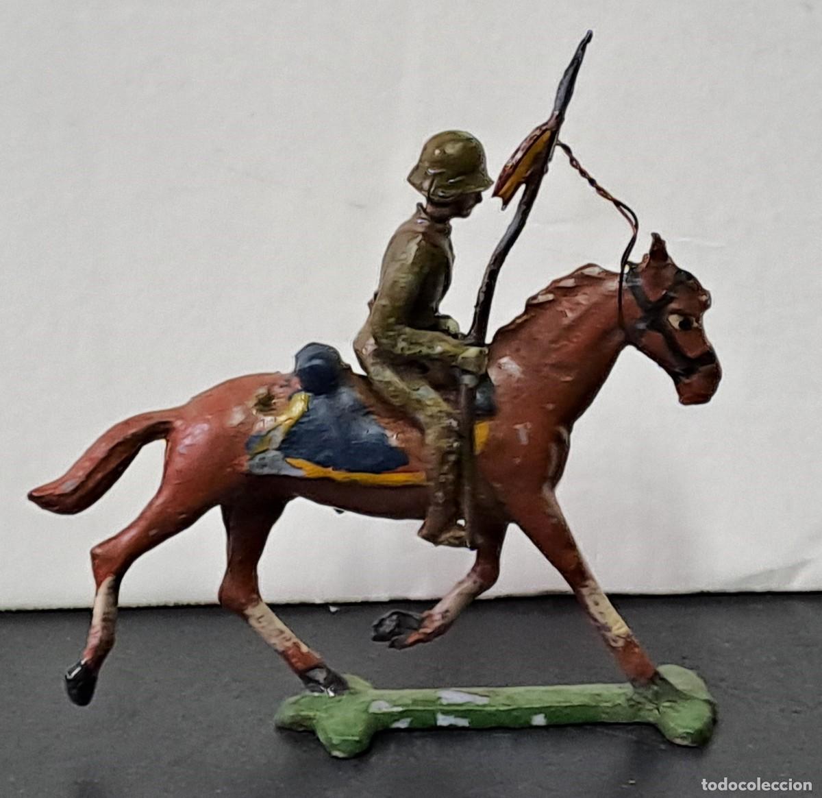 Juguetes Antiguos: SOLDADO DE PLOMO MONTADO A CABALLO A&Ntilde;OS 30 DE CASANELLAS, PINTADO A MANO. SOLDADOPLOM-02