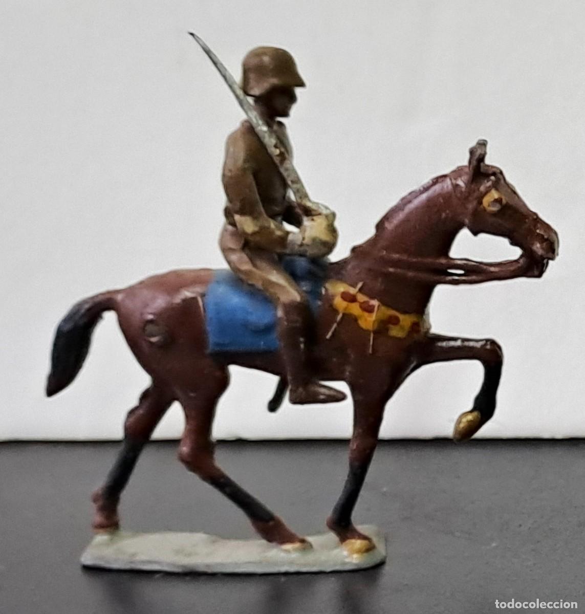 Juguetes Antiguos: SOLDADO DE PLOMO MONTADO A CABALLO A&Ntilde;OS 30 DE CASANELLAS, PINTADO A MANO. SOLDADOPLOM-12
