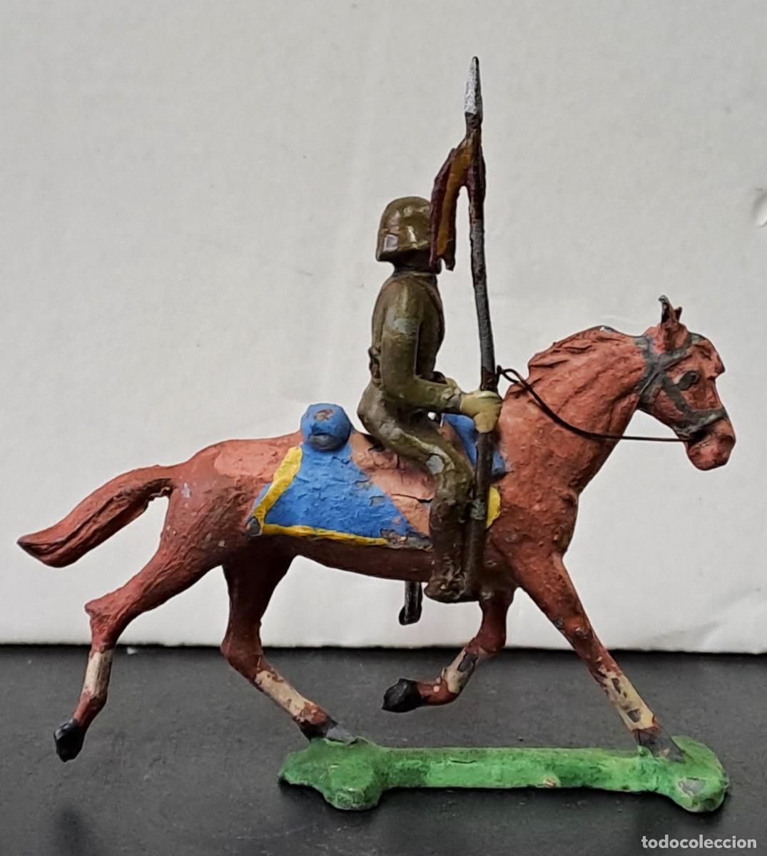 Juguetes Antiguos: SOLDADO DE PLOMO MONTADO A CABALLO A&Ntilde;OS 30 DE CASANELLAS, PINTADO A MANO. SOLDADOPLOM-23