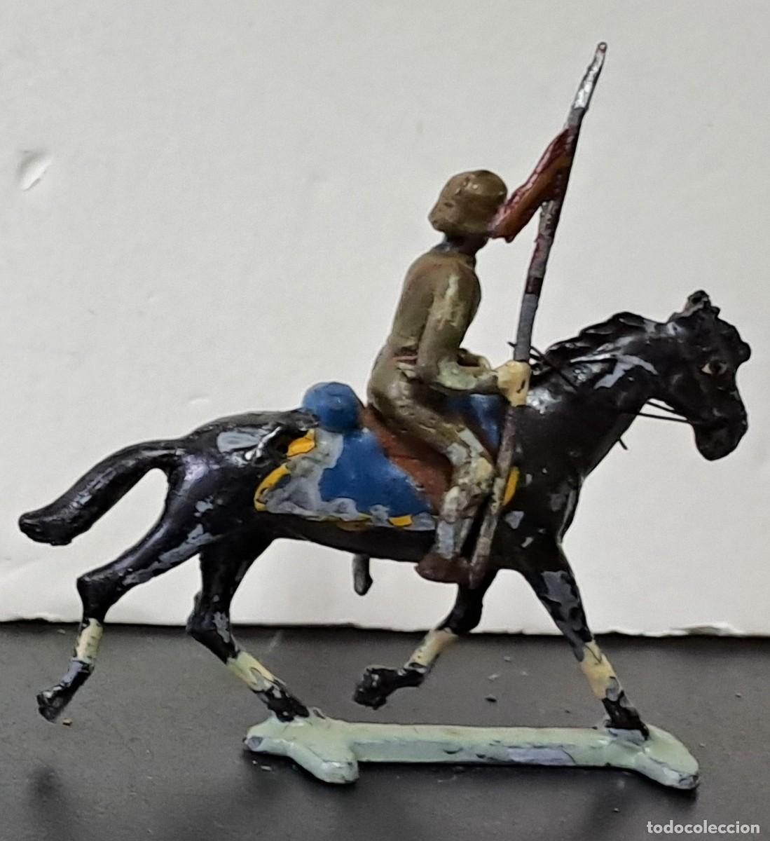 Juguetes Antiguos: SOLDADO DE PLOMO MONTADO A CABALLO A&Ntilde;OS 30 DE CASANELLAS, PINTADO A MANO. SOLDADOPLOM-25