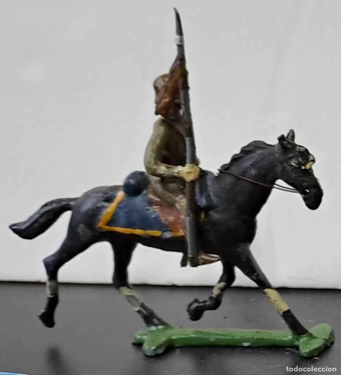 Juguetes Antiguos: SOLDADO DE PLOMO MONTADO A CABALLO A&Ntilde;OS 30 DE CASANELLAS, PINTADO A MANO. SOLDADOPLOM-27
