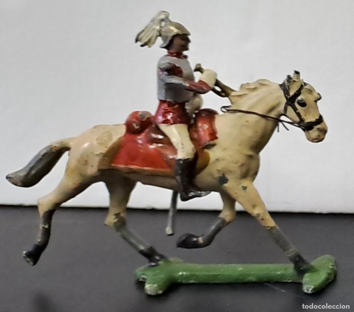Juguetes Antiguos: SOLDADO DE PLOMO MONTADO A CABALLO A&Ntilde;OS 30 DE CASANELLAS, PINTADO A MANO. SOLDADOPLOM-35
