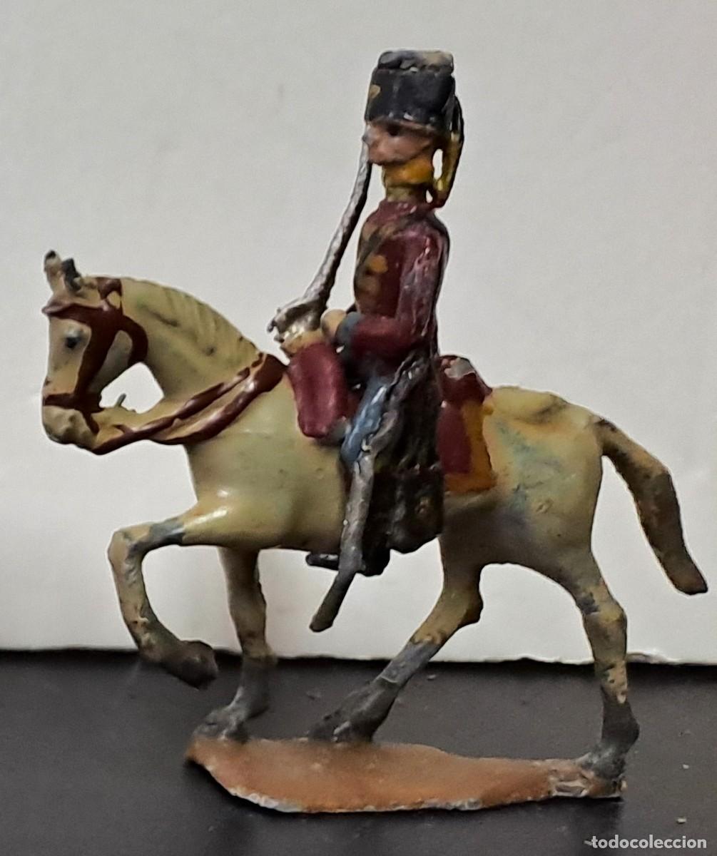 Juguetes Antiguos: SOLDADO DE PLOMO MONTADO A CABALLO A&Ntilde;OS 30 DE CASANELLAS, PINTADO A MANO. SOLDADOPLOM-36