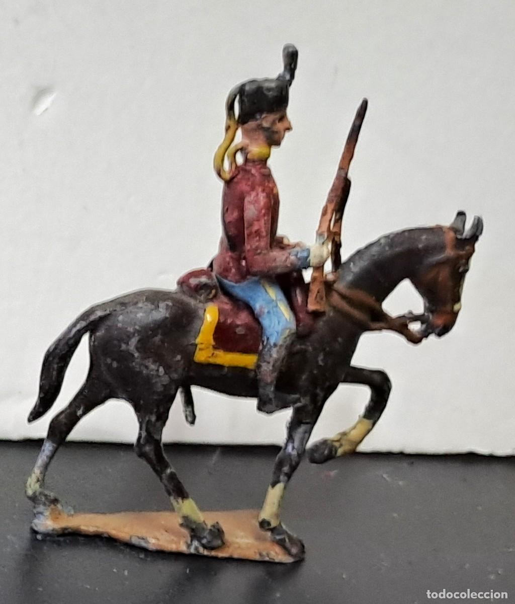 Juguetes Antiguos: SOLDADO DE PLOMO MONTADO A CABALLO A&Ntilde;OS 30 DE CASANELLAS, PINTADO A MANO. SOLDADOPLOM-39
